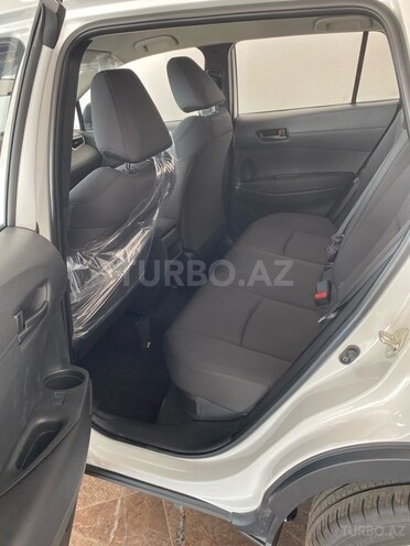 Toyota Corolla Cross 2025, 0 km - 2.0 л - Bakı