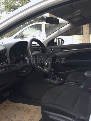 Hyundai Elantra 2019, 110,000 km - 1.6 l - Bakı