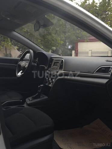 Hyundai Elantra 2019, 110,000 km - 1.6 l - Bakı