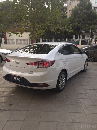 Hyundai Elantra 2019, 110,000 km - 1.6 l - Bakı