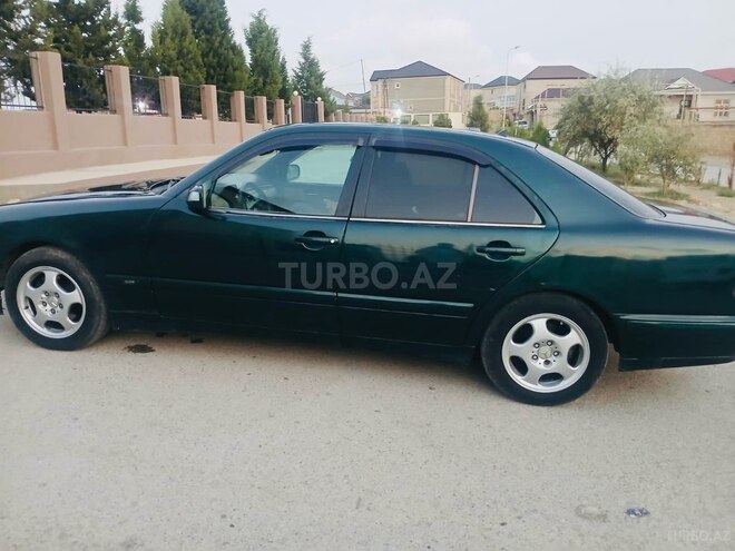 Mercedes E 220 d 2001, 420,354 km - 2.2 l - Bakı