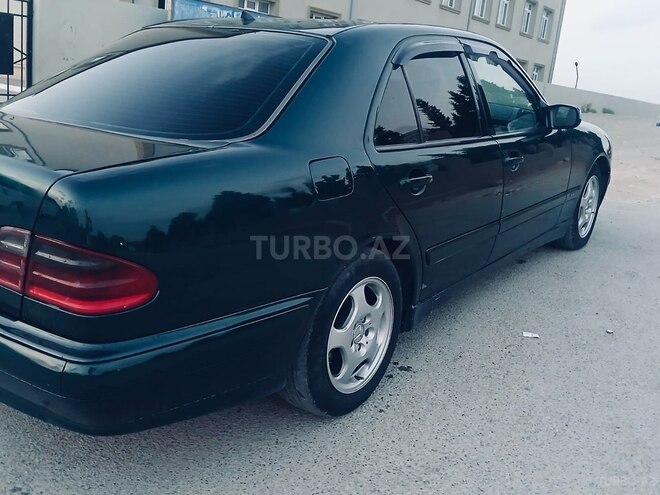 Mercedes E 220 d 2001, 420,354 km - 2.2 l - Bakı