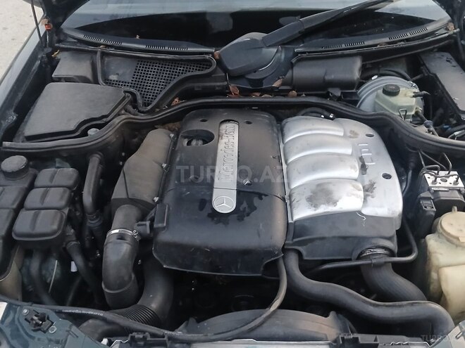 Mercedes E 220 d 2001, 420,354 km - 2.2 l - Bakı