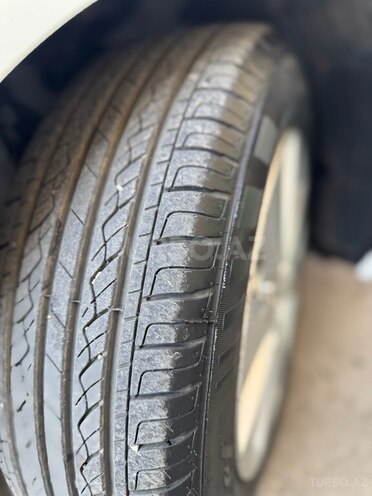 Hyundai Accent 2015, 211,000 km - 1.6 л - Bakı