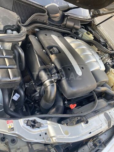 Mercedes E 270 2001, 430,000 km - 2.7 l - Bakı