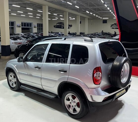 Chevrolet Niva 2012, 235,000 km - 1.7 l - Sumqayıt