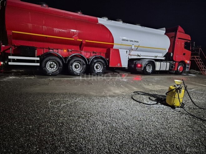 Mercedes Axor 1840 2010, 118,200 km - 4.0 l - Bakı