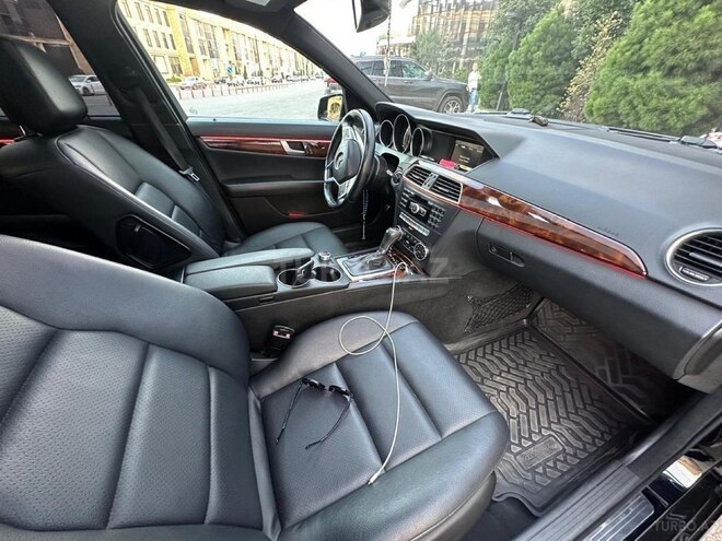 Mercedes C 250 2013, 140,000 km - 1.8 l - Bakı