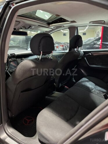 Mercedes C 200 2001, 235,000 km - 2.0 l - Sumqayıt