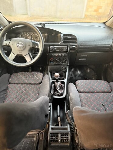 Opel Zafira 1999, 365,000 km - 1.8 л - Qusar