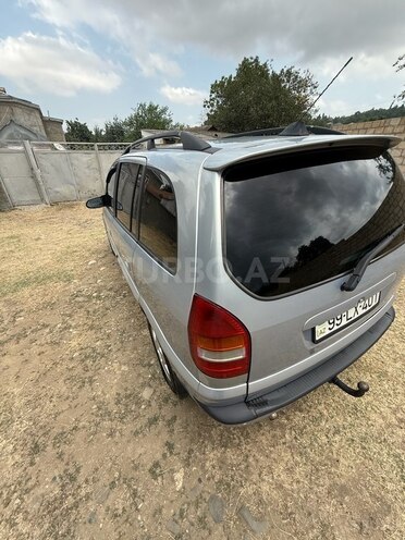 Opel Zafira 1999, 365,000 km - 1.8 л - Qusar