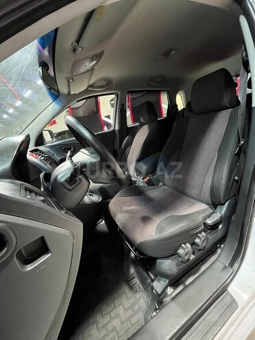 Hyundai Tucson-12