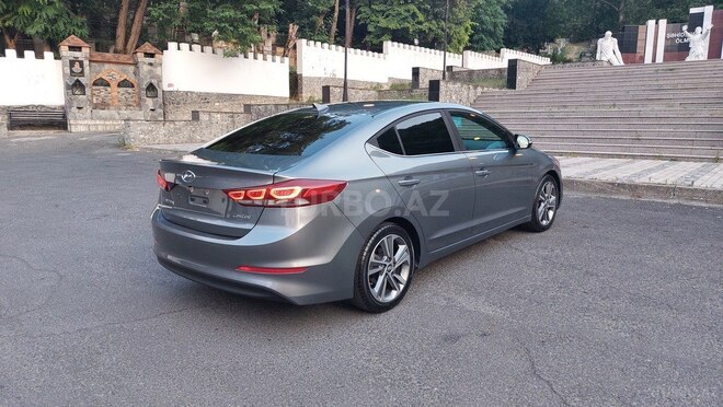 Hyundai Elantra 2016, 117,000 km - 2.0 l - Şəki