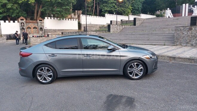 Hyundai Elantra 2016, 117,000 km - 2.0 l - Şəki
