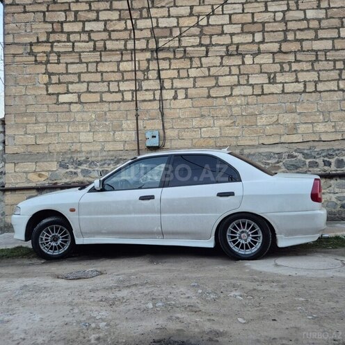 Mitsubishi Lancer 1998, 400,000 km - 1.8 л - Şəki
