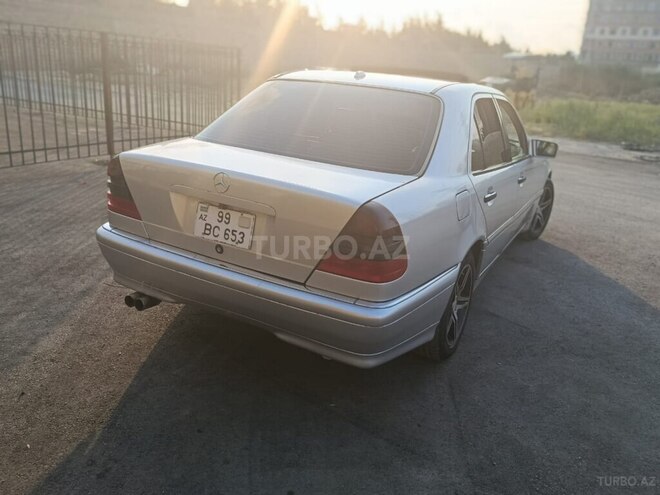 Mercedes C 230 1999, 286,000 km - 2.3 l - Bakı