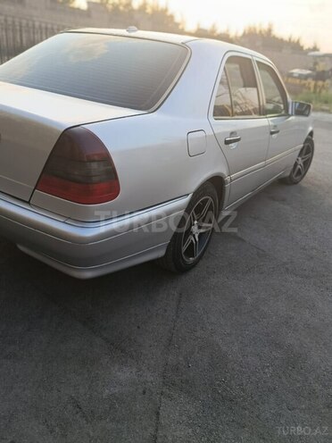 Mercedes C 230 1999, 286,000 km - 2.3 l - Bakı