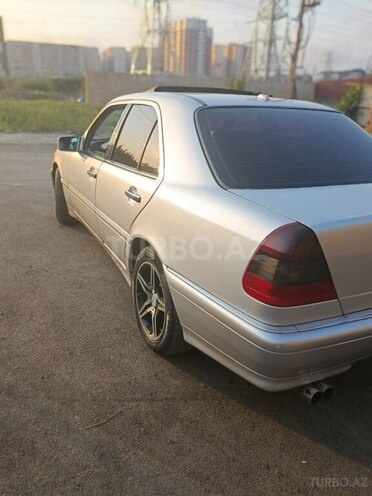 Mercedes C 230 1999, 286,000 km - 2.3 l - Bakı