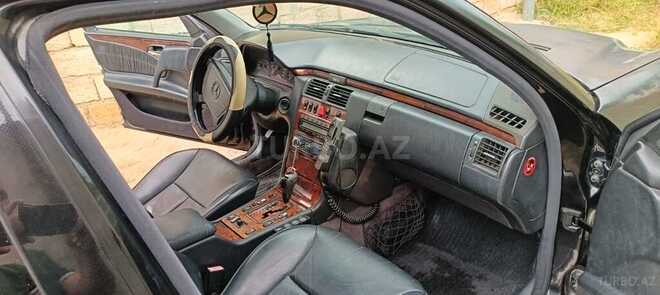 Mercedes E 280 1998, 358,000 km - 2.8 l - Sumqayıt