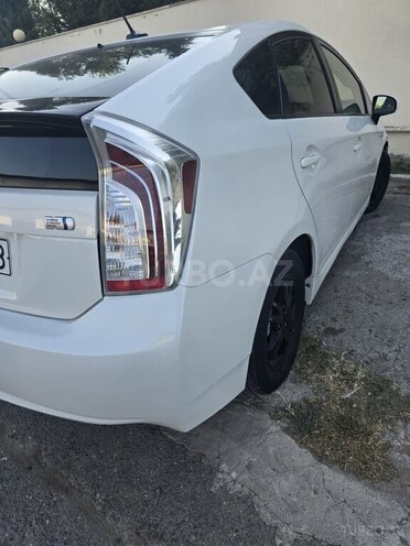 Toyota Prius 2014, 402,336 km - 1.8 l - Sumqayıt