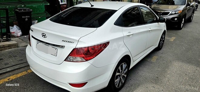 Hyundai Accent 2013, 215,000 km - 1.6 l - Bakı