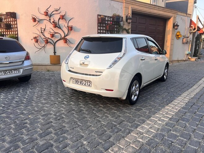 Nissan Leaf 2015, 166,000 km - 0.0 l - Bakı