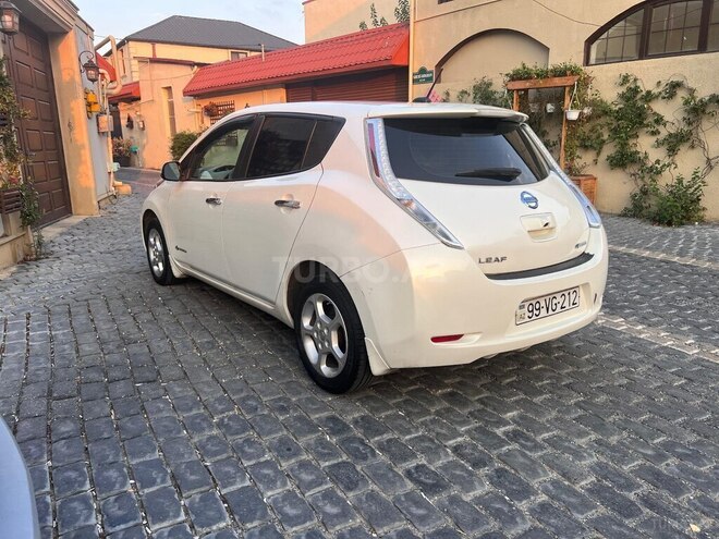 Nissan Leaf 2015, 166,000 km - 0.0 l - Bakı