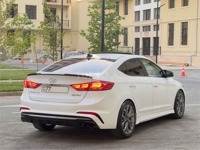 Hyundai Elantra 2018, 115,000 km - 1.6 l - Bakı