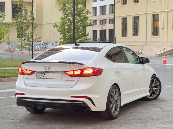 Hyundai Elantra 2018, 115,000 km - 1.6 l - Bakı
