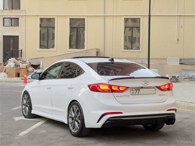 Hyundai Elantra 2018, 115,000 km - 1.6 l - Bakı