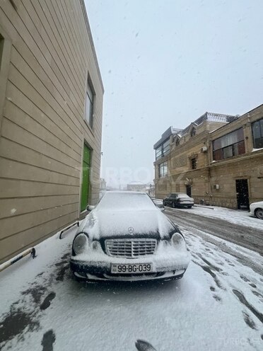 Mercedes E 240 1999, 245,000 km - 2.6 l - Bakı
