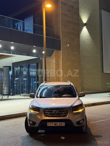 Hyundai Santa Fe 2010, 235,000 km - 2.0 l - Bakı