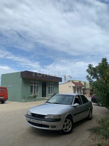 Opel Vectra 1997, 260,520 km - 1.8 l - Siyəzən