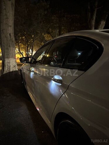 BMW 520 2017, 88,000 km - 2.0 l - Bakı