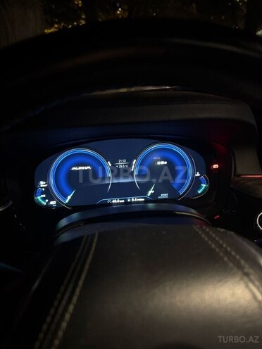 BMW 520 2017, 88,000 km - 2.0 l - Bakı