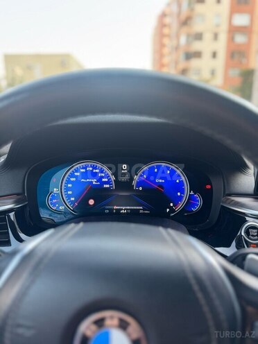 BMW 520 2017, 88,000 km - 2.0 l - Bakı