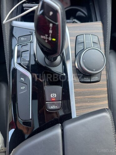 BMW 520 2017, 88,000 km - 2.0 l - Bakı