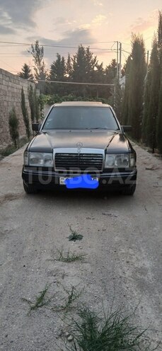 Mercedes E 220 1993, 350,000 km - 2.2 l - Bakı