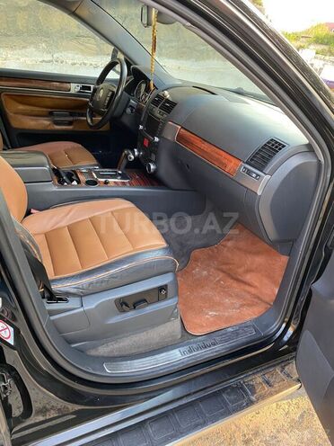 Volkswagen Touareg 2005, 272,000 km - 4.2 л - Bakı