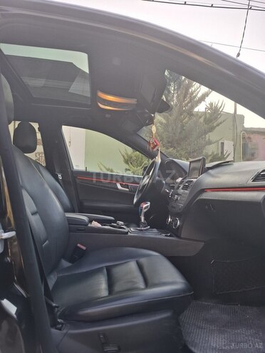Mercedes C 300 2010, 275,000 km - 3.0 l - Bakı