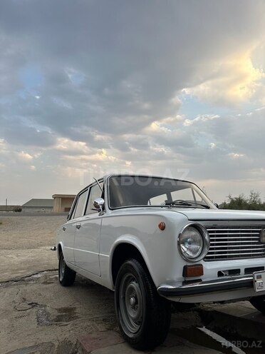LADA (VAZ) 21011 1979, 86,000 km - 1.3 л - Biləsuvar