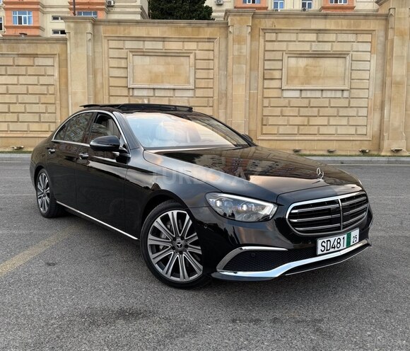 Mercedes E 300 e 2022, 18,000 km - 2.0 l - Bakı
