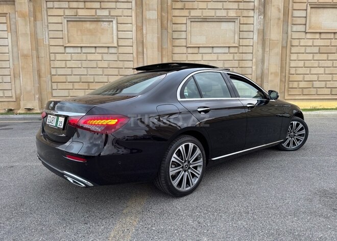Mercedes E 300 e 2022, 18,000 km - 2.0 l - Bakı