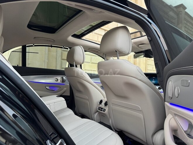 Mercedes E 300 e 2022, 18,000 km - 2.0 l - Bakı