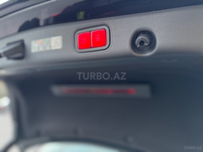 Mercedes E 300 e 2022, 18,000 km - 2.0 l - Bakı