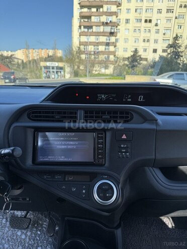 Toyota Aqua 2017, 68,200 km - 1.5 l - Bakı