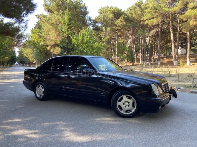 Mercedes E 220 d 2000, 442,560 km - 2.2 l - Sumqayıt