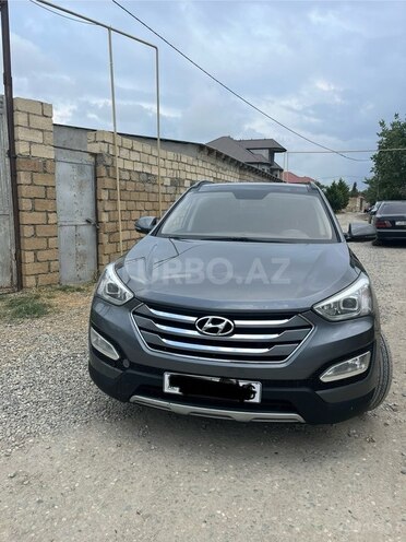 Hyundai Santa Fe 2015, 268,000 km - 2.0 л - Quba