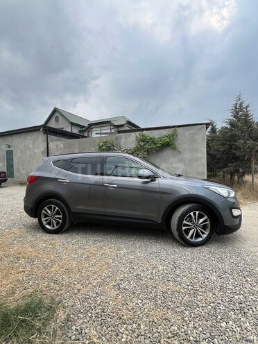 Hyundai Santa Fe 2015, 268,000 km - 2.0 л - Quba