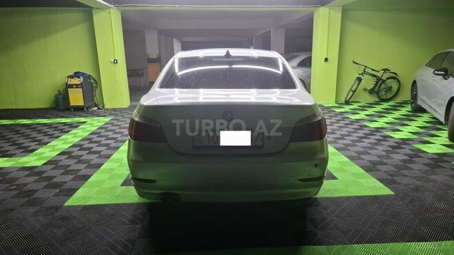 BMW 520 2004, 291,000 km - 2.2 l - Bakı